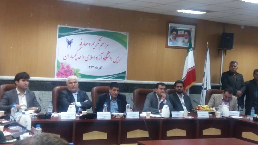 انتقاد فرماندار از غیبت مدیر اصولگرای برکنار شده در مراسم تودیع و معارفه
