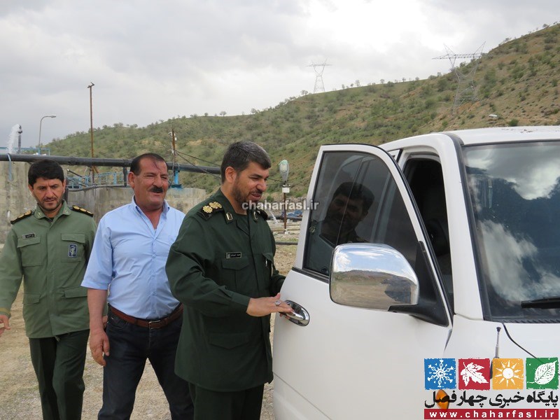 گزارش تصویری از بازدید فرمانده سپاه فتح استان در برخی مناطق سیل زده شهرستان دنا