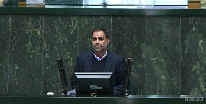 زارعی در نطق پیش از دستورامروز مجلس :خواستار رفع مشکل پرواز های فرودگاه یاسوج شد/گزارش حادثه هواپیمایی یاسوج در صحن مجلس قرائت شود