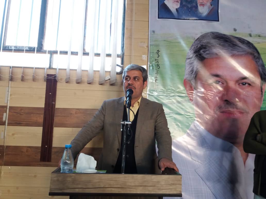 در همایش طایفه طاس احمدی مطرح شد؛دو شرط تاجگردون برای انصراف از کاندیداتوری
