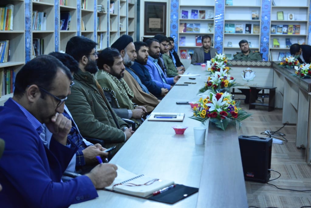 گزارش تصویری از نشست فعالان فضای مجازی با حضور فرمانده سپاه فتح استان کهگیلویه و بویراحمد