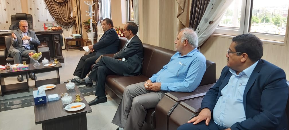 در دیدار امیری وقاضی القضات استان مطرح شد:با حضور نگین تاجی عدالت دوباره نفس تازه می کند/مخابرات استان ازآرام ترین وبی حاشیه ترین نهادهای استان