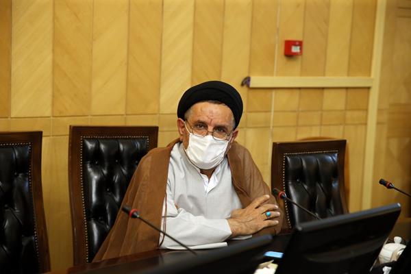 نماینده کهگیلویه بزرگ :عدم وابستگی ما به دیگران باعث عصبانیت کشورهای طماع و زیاده خواه دنیا شده است / برخی افراد فریب بازی های رسانه ای دشمن را می خورند