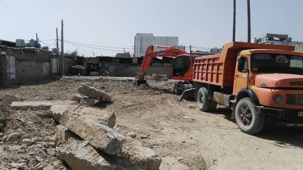 آغاز عملیات اجرایی طرح بزرگ ساماندهی بازار روز دهدشت/تصاویر