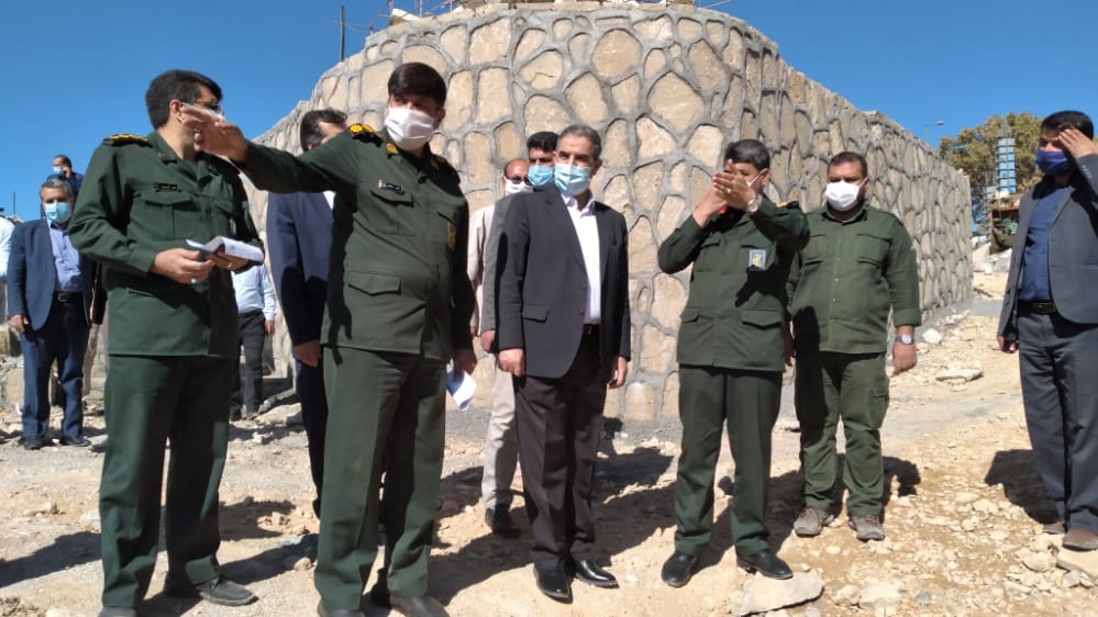 گزارش تصویری از بازدید استاندار و فرمانده سپاه فتح از یادمان شهدای گمنام شهر یاسوج