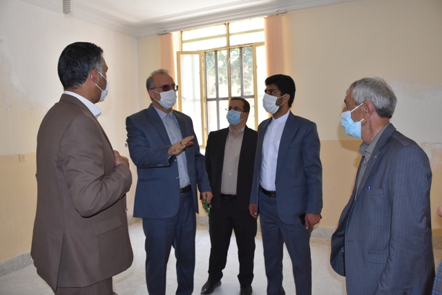 دکتر نگین تاجی رئیس کل دادگستری استان کهگیلویه و بویراحمد در بازدید از سی سخت: منازل آسیب دیده، در آینده ای نزدیک، مورد بهره برداری مجدد قرار می گیرند