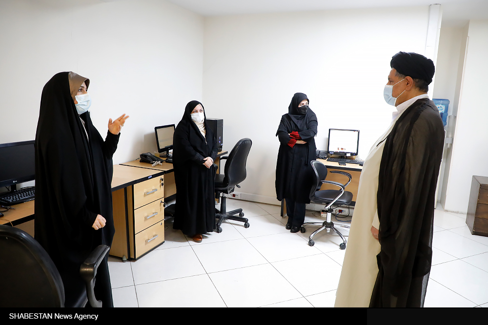 بازدید نماینده مردم کهگیلویه بزرگ و نایب رئیس کمیسیون قضایی مجلس شورای اسلامی از خبرگزاری شبستان