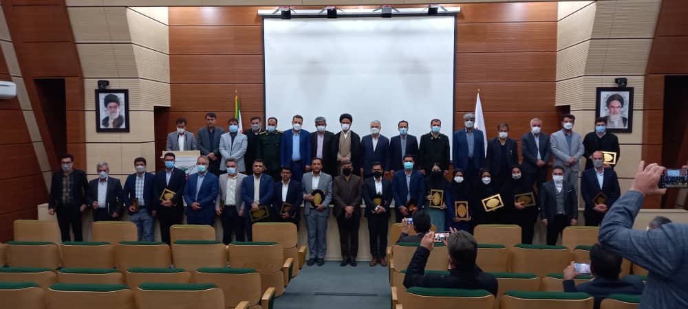مراسم تجلیل از نخبگان شاهد و ایثارگر کهگیلویه وبویراحمدبرگزار شد/باید از توانمندی های علمی، فرهنگی و فردی نخبگان شاهد و ایثارگر در بدنه مدیریتی استان استفاده شود