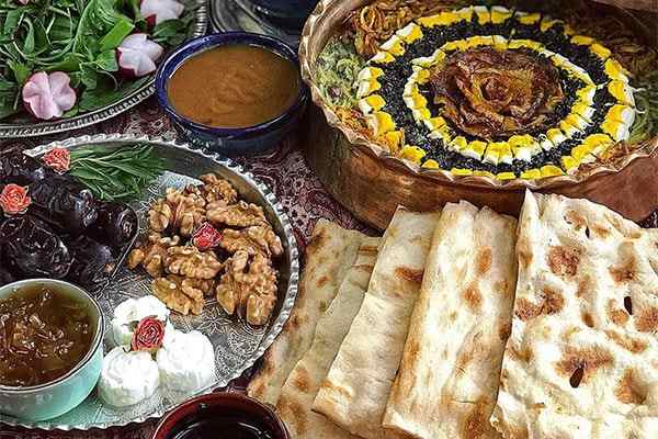 توصیه های مهم تغذیه ای در ماه رمضان /دکتر افشار: پیروی از یک برنامه‌ غذایی صحیح در ماه مبارک رمضان از اهمیت ویژه‌ای برخوردار است
