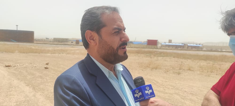 انتقاد فرماندار کهگیلویه از برخی کارشنکی ها در پتروشیمی دهدشت/موسوی: بومی سازی در دستور کار قرار گیرد/سهم خانواده های شهداء و ایثارگران لحاظ شود