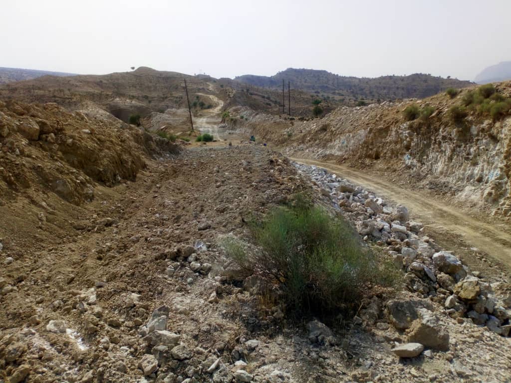گزارش تصویری از فعالیت پروژه احداث راه روستایی پهنُک شهرستان بهمئی