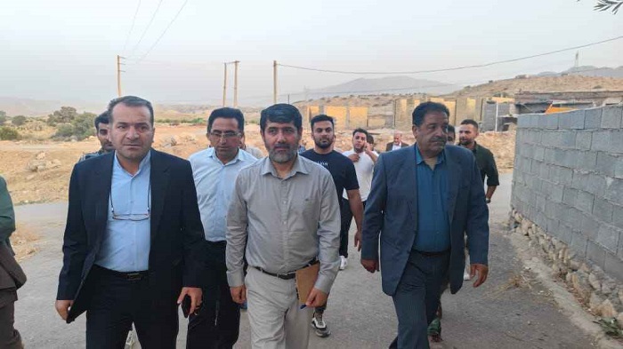 بازدید نماینده مجلس و مسئولان از طرحهای گچساران و باشت