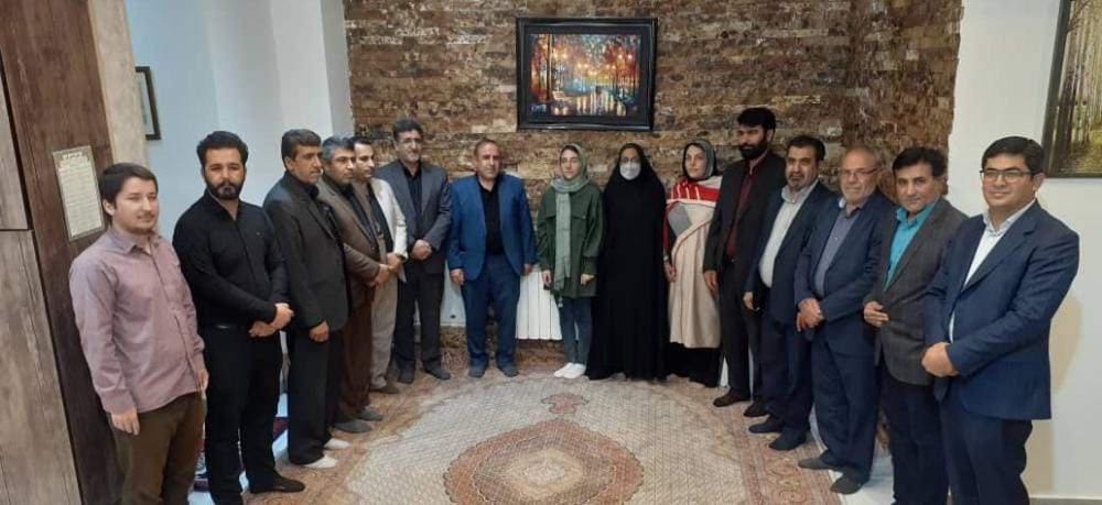 تقدیر مدیر کل آموزش وپرورش کهگیلویه وبویراحمد از رتبه اول کنکور تجربی