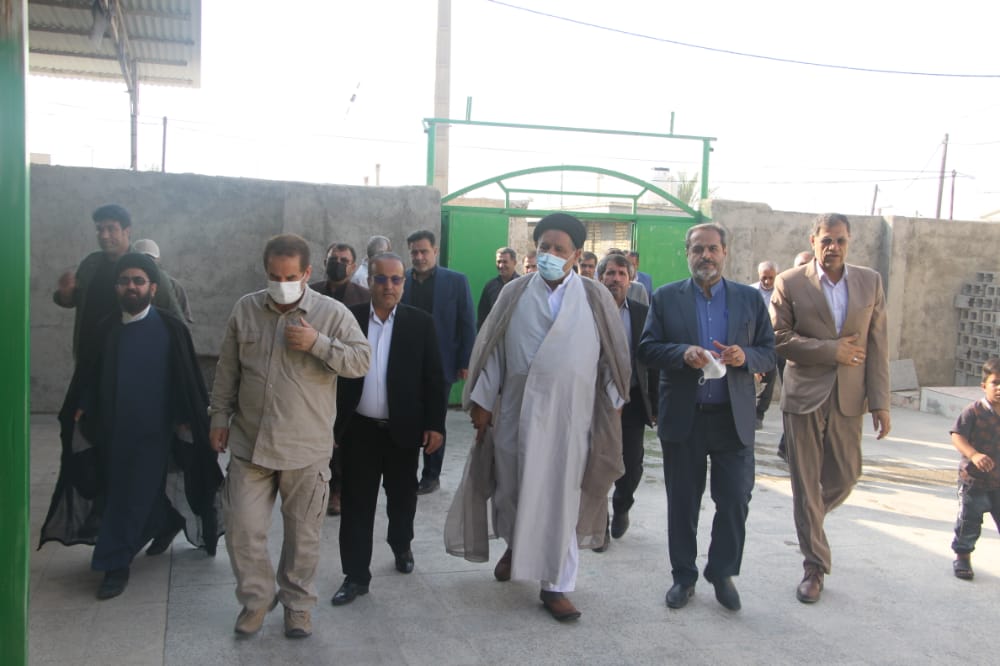 گزارش تصویری از حضور استاندار و نماینده مردم کهگیلویه بزرگ در مجلس شورای در روستای طولیان