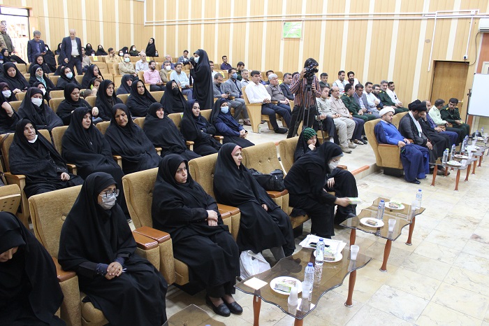 از نگاه دوربین؛ همایش تکریم از همسران شهدای گچساران برگزار شد