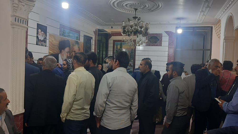 تداوم خدمت تا استقرار عدالت/ گزارش دیدار مردمی نماینده ی کهگیلویه ی بزرگ در دهدشت/ حجت الاسلام موحد بیش از 12 ساعت پای درد و دل مردم نشست/تصاویر