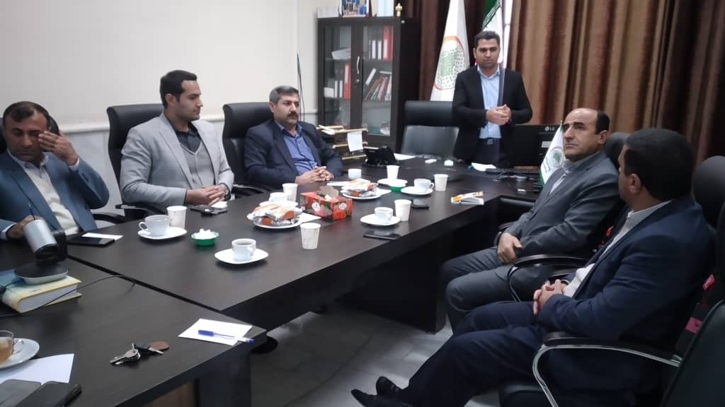 بازدید شهردار و اعضای شورای شهر دهدشت از مرکز رشد شهرستان کهگیلویه