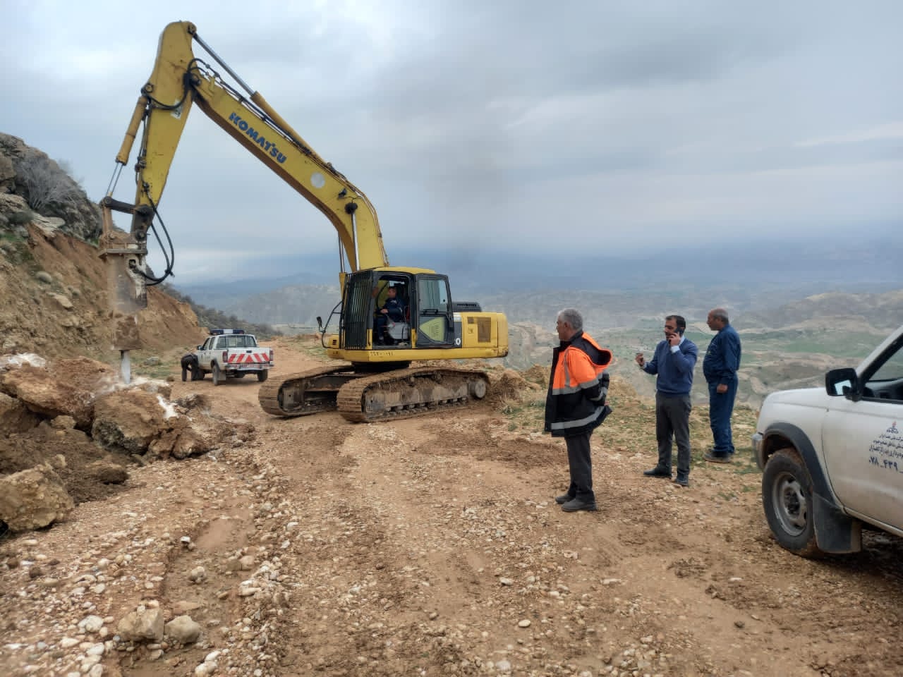 بخشدار سوق خبر داد:  عملیات ریزش برداری ،ایمن سازی و تعریض جاده ارتباطی روستای دژکوه/تصاویر