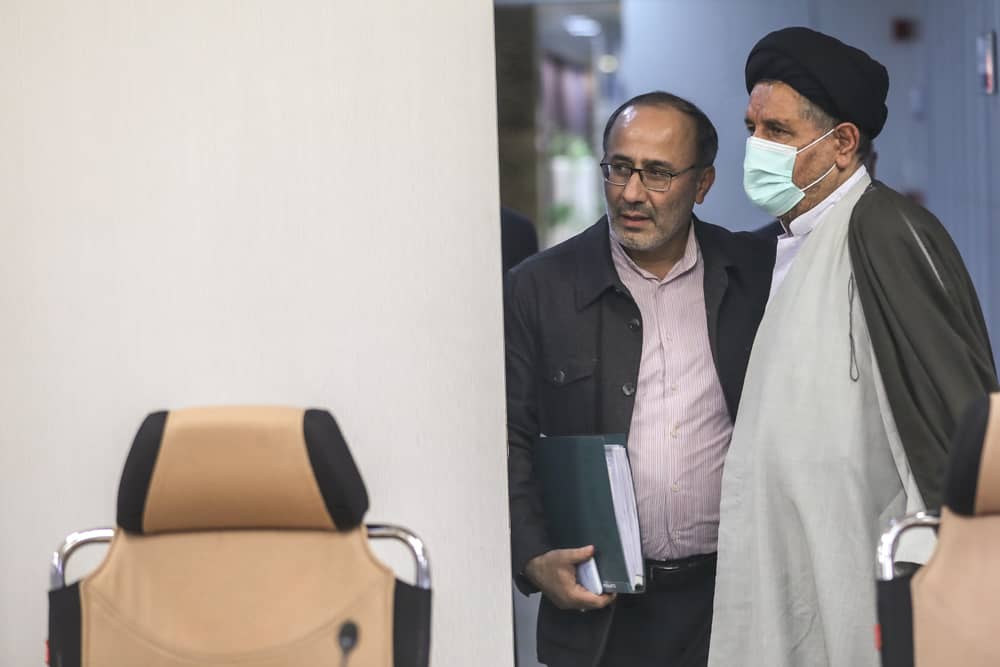 گزارش تصویری/ دیدار تعدادی از نمایندگان مجلس شورای اسلامی با رئیس بنیاد مستضعفان