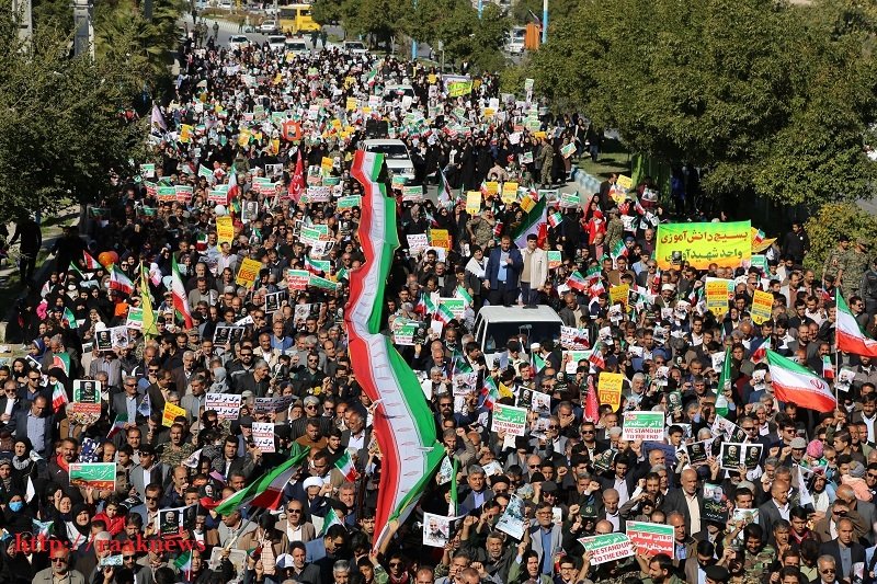 لحظه شماری مردم برای دورهمی بهار انقلاب در بام نفت ایران