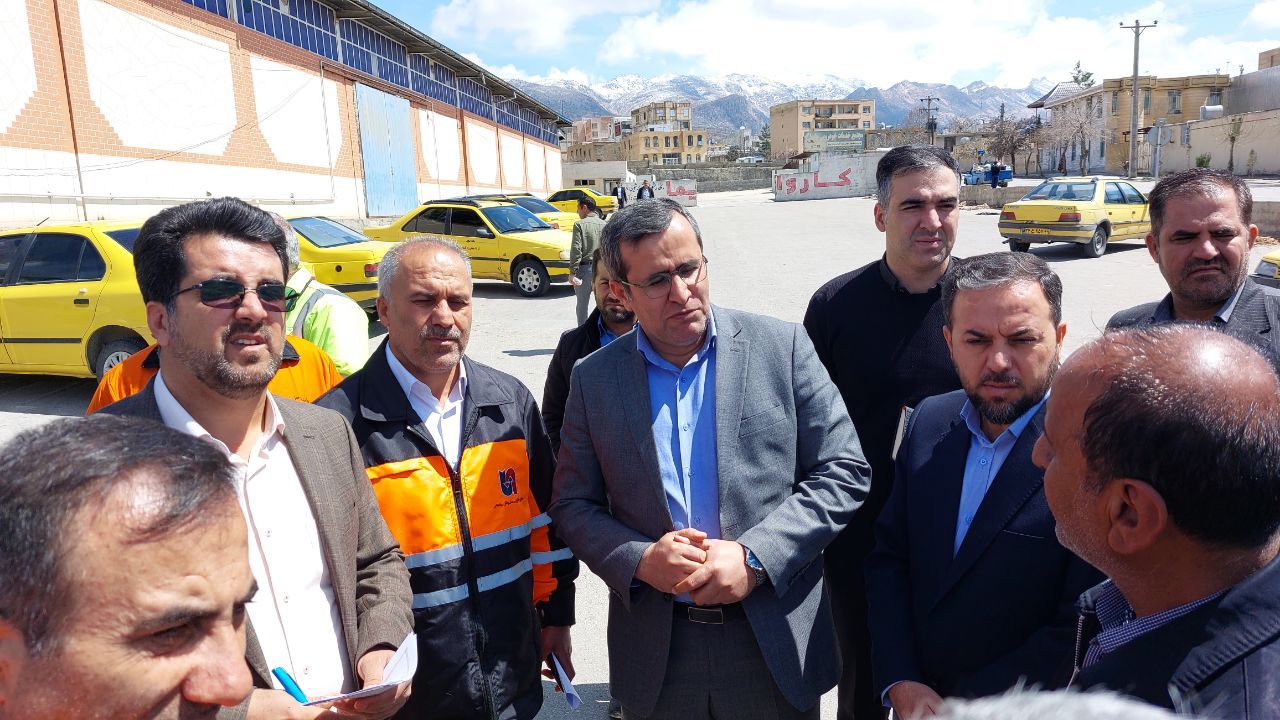 معاون استاندار کهگیلویه و بویراحمد خبر داد:  تعیین تکلیف بازارچه صنایع دستی تا پایان فروردین/ زمین‌گیر شدن ۳۰ دستگاه آمبولانس