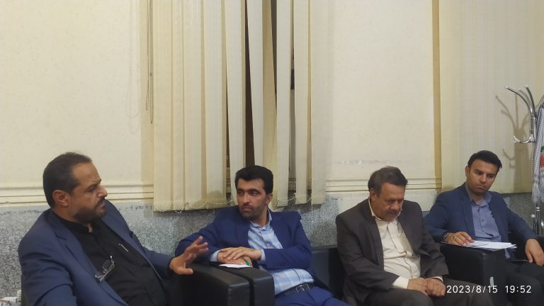 دیدار مدیرکل بنیاد مسکن انقلاب اسلامی استان کهگیلویه و بویراحمد با فرماندار کهگیلویه/تصاویر