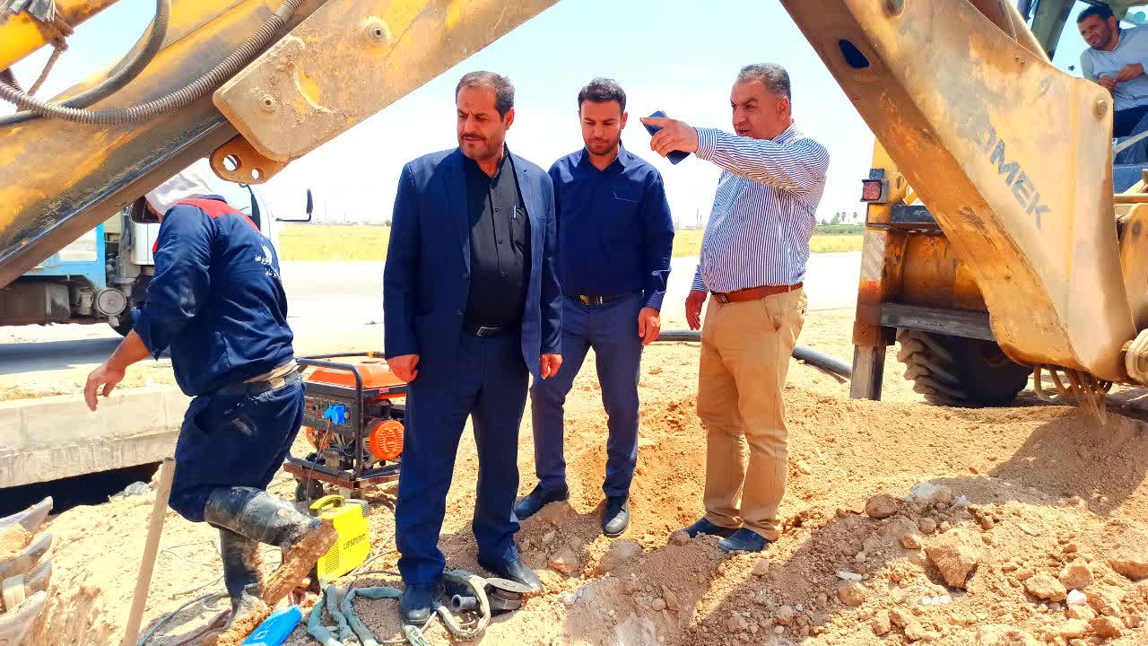 فرماندار کهگیلویه خبر داد:رفع تنش و افت فشار آب روستای بزرگ دره لبک بخش سوق/تصاویر