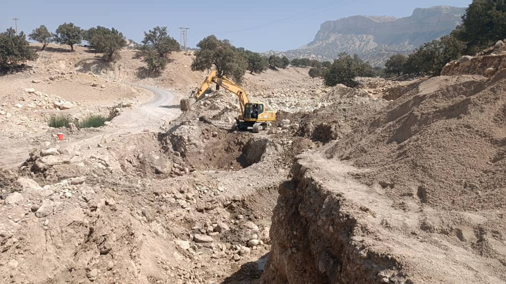 بخشدار موگرمون شهرستان لنده خبر داد:  آغاز عملیات اجرایی پل دوم بنه علیاری/تصاویر