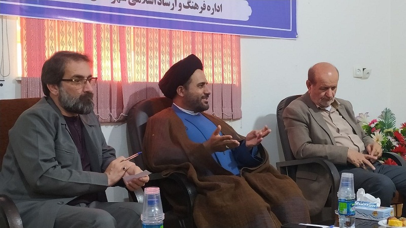 امام جمعه گچساران در دیدار اصحاب رسانه عنوان کرد؛ خبرنگار باید نماد کلام و گفتار حق باشد