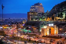 بهترین زمان برای سفر به شیراز چه فصلی مناسب‌تر است؟