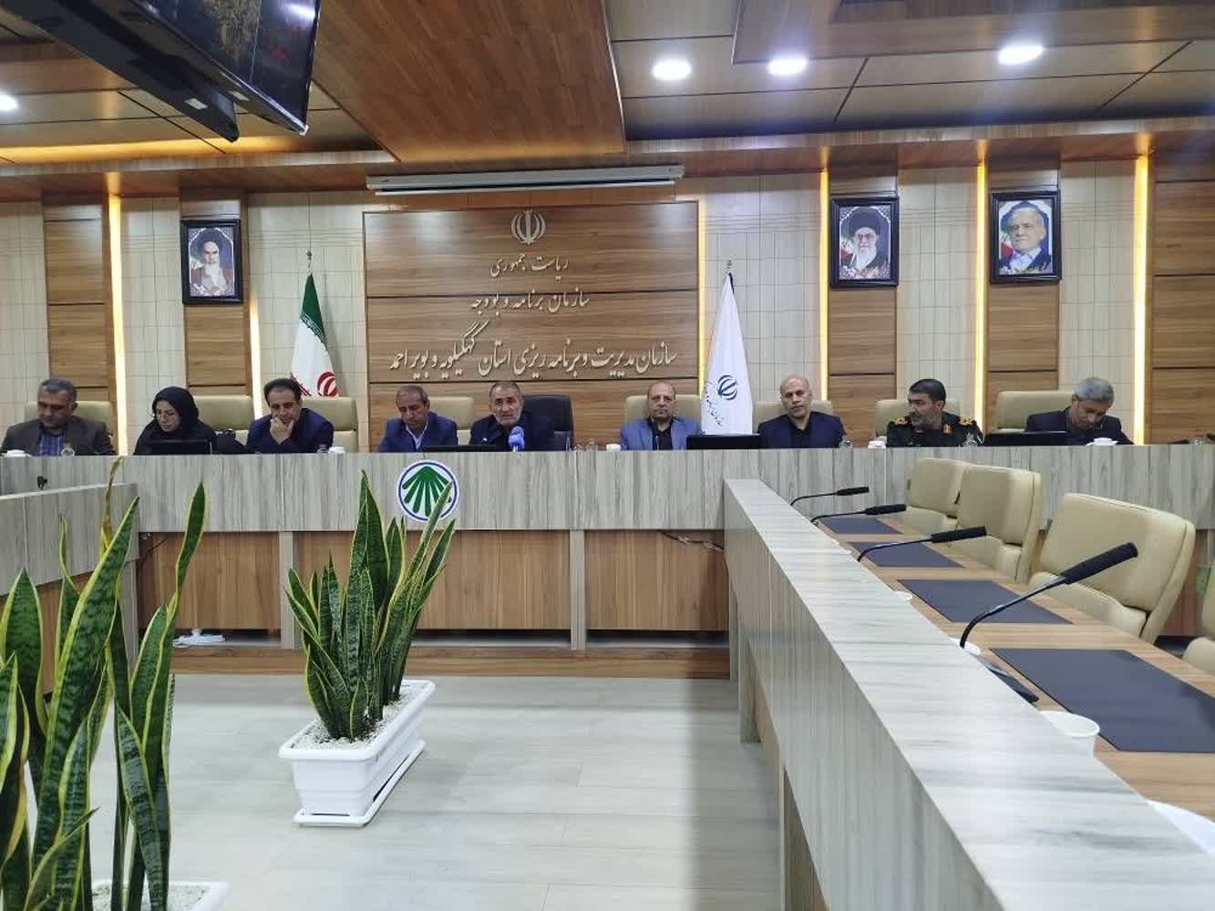 کار و برنامه‌ریزی در استان حتی در شرایط جنگی متوقف نشد