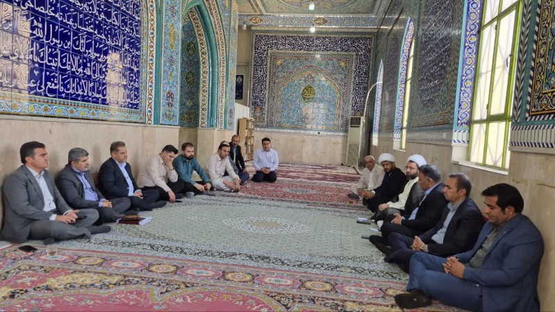 از کولر خراب تا تاریکی شب؛ امامزاده آقامیر دهدشت قربانی کم‌توجهی‌ها