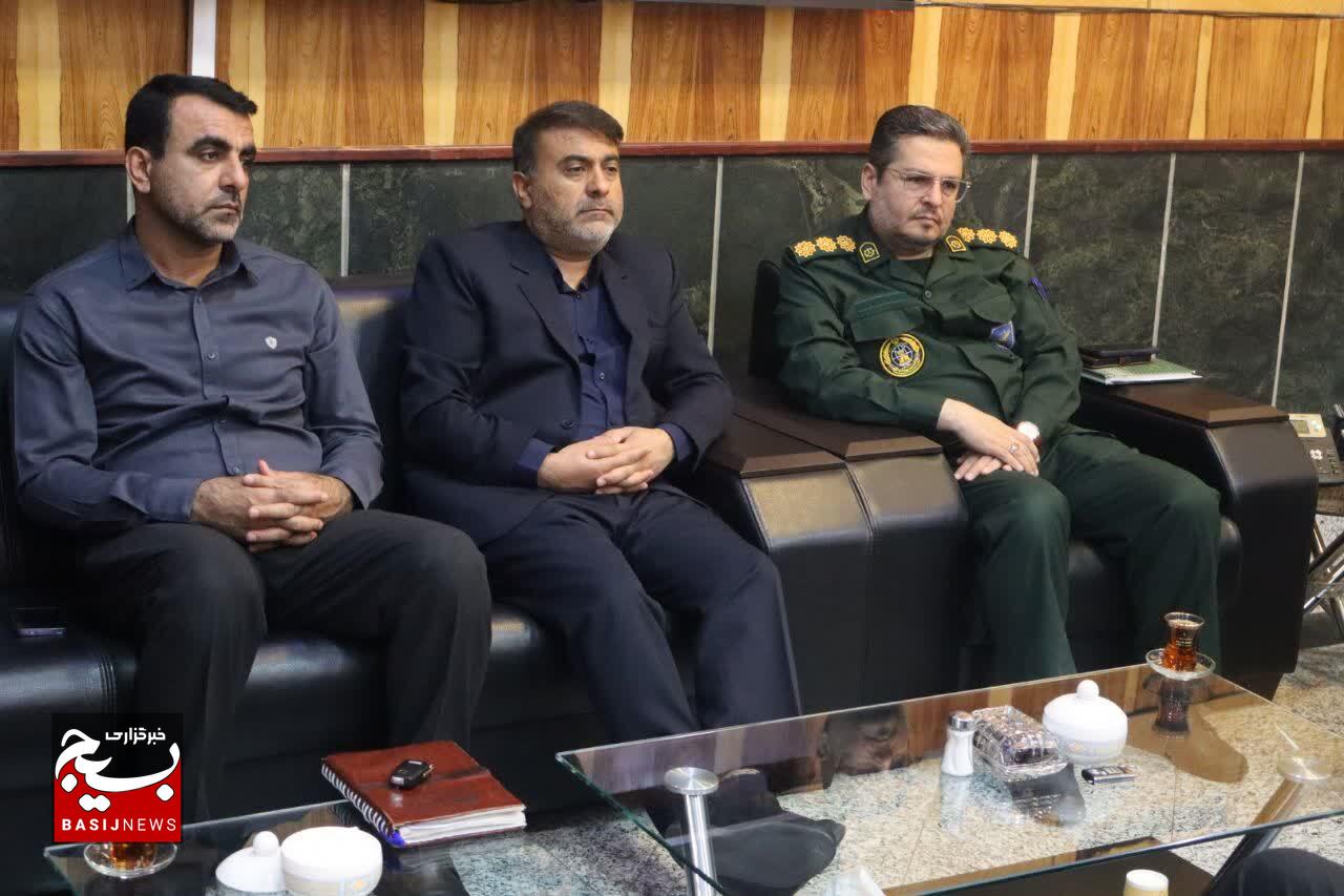 دیدار معاون هماهنگ کننده سپاه فتح با شهردار منطقه 14 تهران/ امکانات لازم برای اسکان و پذیرایی زائران کهگیلویه و بویراحمد مهیاست/تصاویر