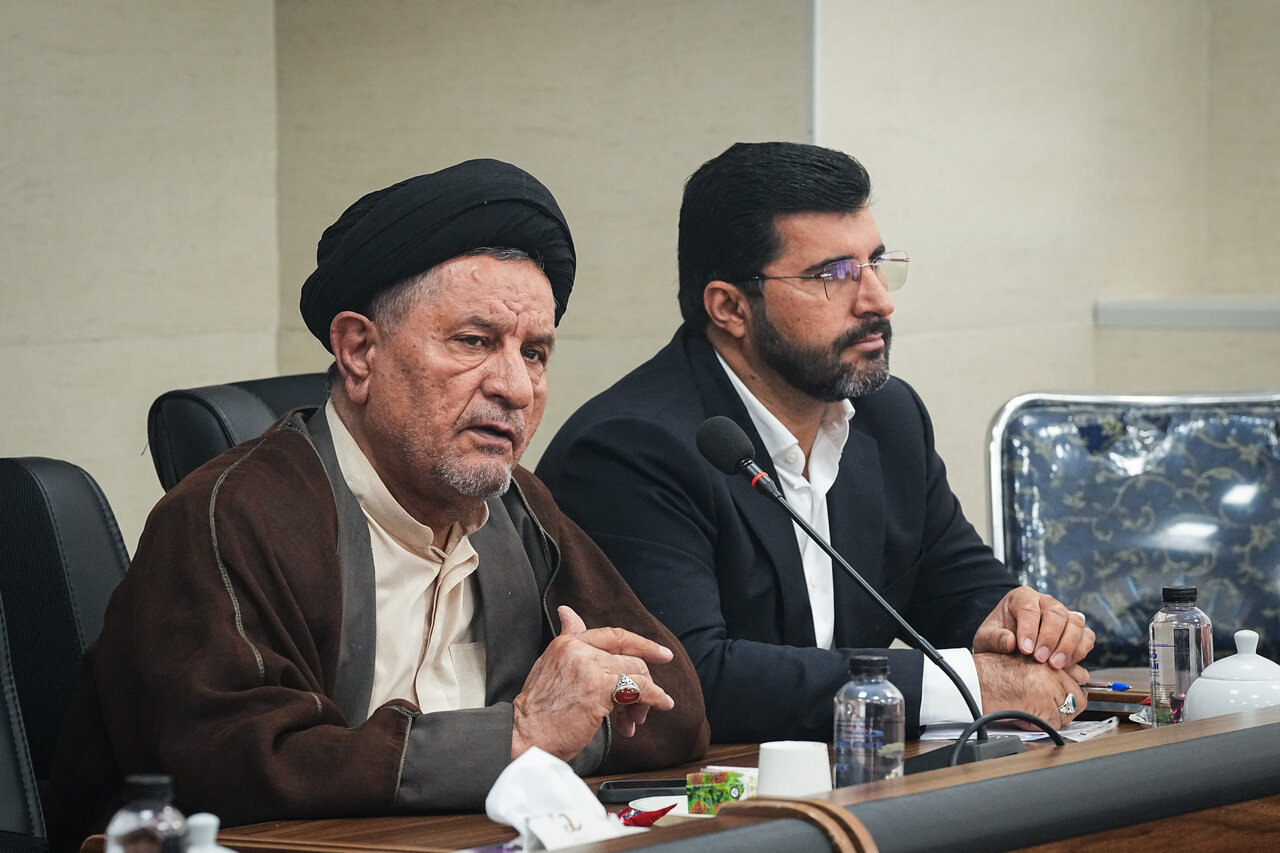حجت‌الاسلام موحد مطرح کرد؛ مقابله با یکجانبه‌گرایی آمریکا از مسیر جایگزین‌های مالی بریکس